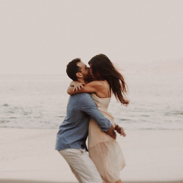Dating.com Dating Site & App Review 2023 | Amolatina