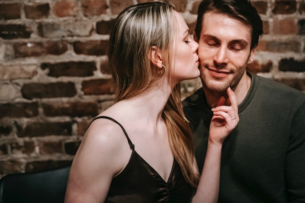 A Choice of Romantic Date Places for Your and Her Special Days